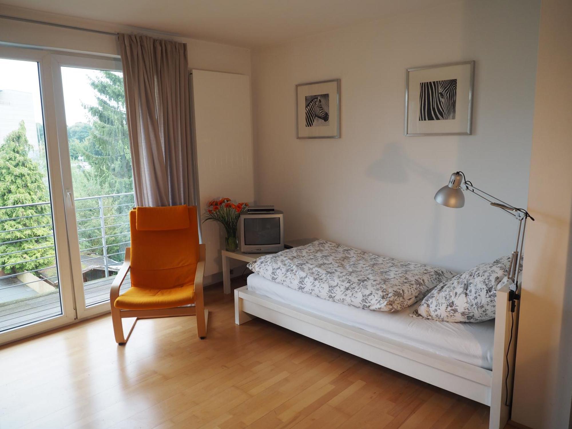 B8 - Just A Private Accommodation Dusseldorf Ngoại thất bức ảnh