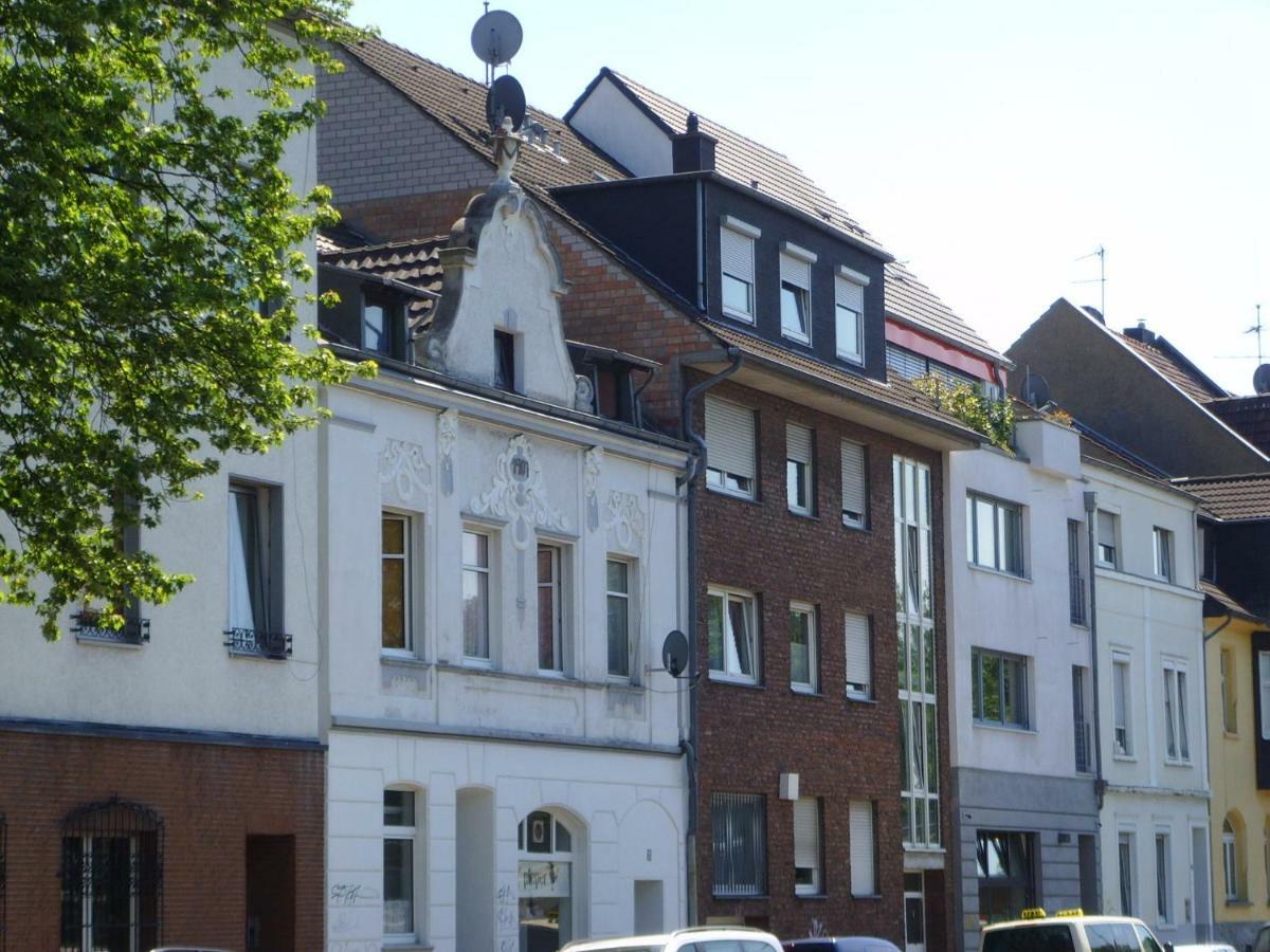 B8 - Just A Private Accommodation Dusseldorf Ngoại thất bức ảnh