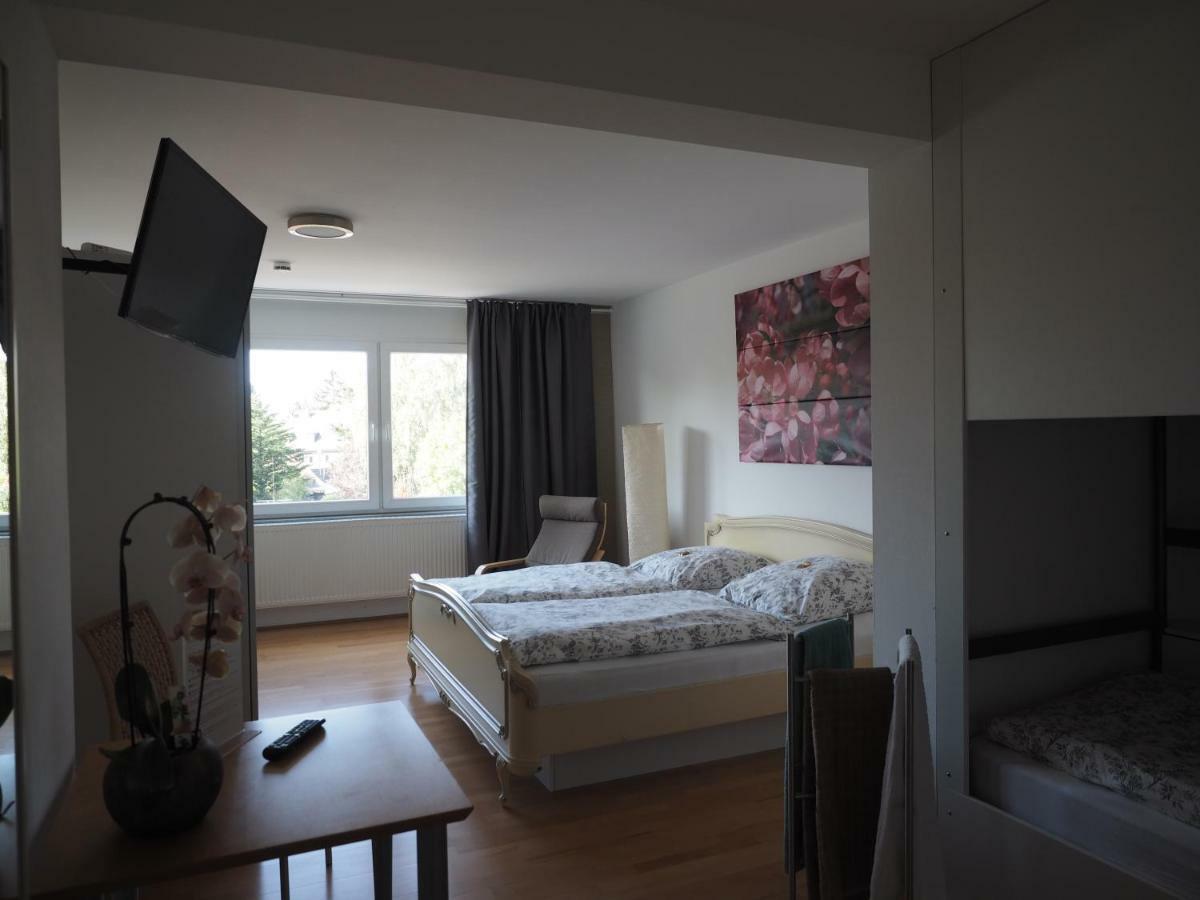 B8 - Just A Private Accommodation Dusseldorf Ngoại thất bức ảnh