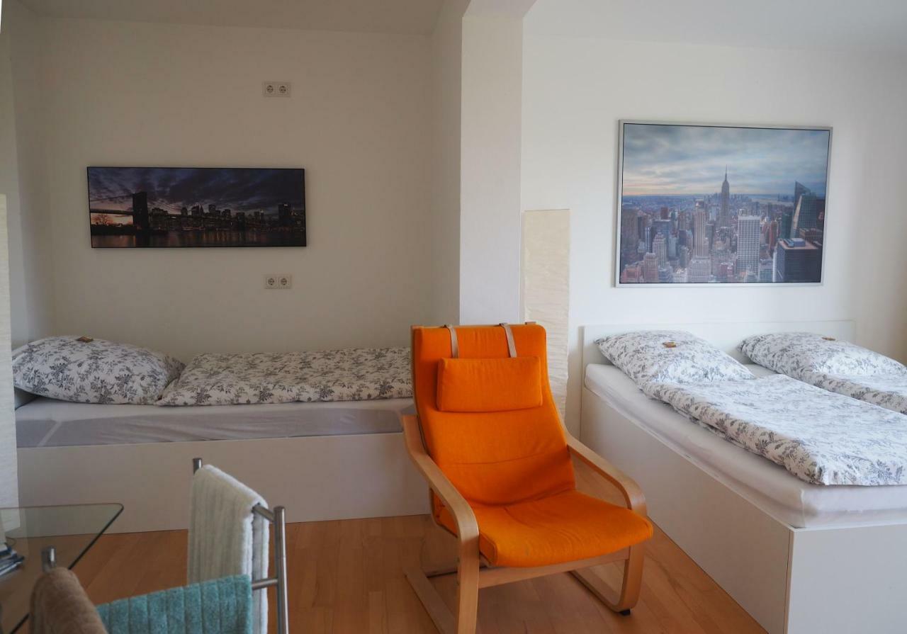 B8 - Just A Private Accommodation Dusseldorf Ngoại thất bức ảnh