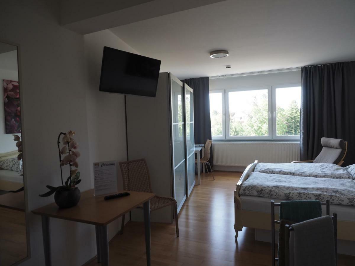 B8 - Just A Private Accommodation Dusseldorf Ngoại thất bức ảnh